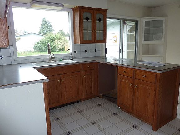 4th image of 103 E Oakview Ave