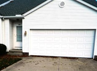 106 Beery Dr UNIT 6, Willowick, OH 44095