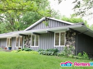 15051 Willowood Dr, Minnetonka, MN 55345
