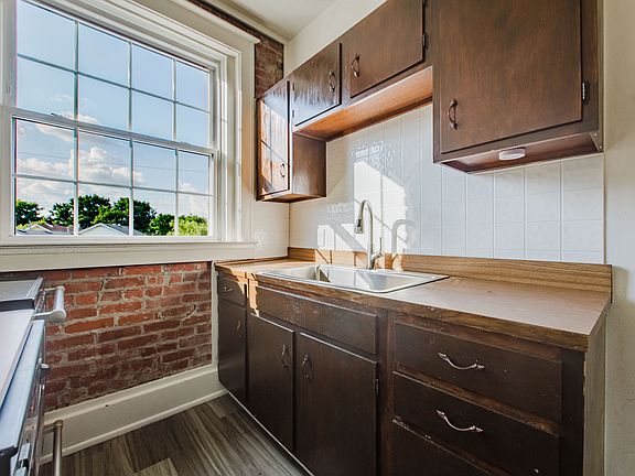 2nd image of 565 Eastern Pkwy APT 7