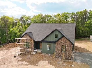 103 Husk Trl, Berkeley Springs, WV 25411