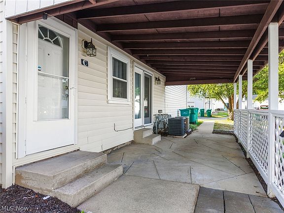 2nd image of 2547 Royal County Down APT C