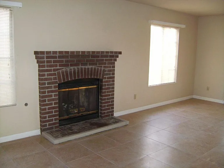 11005 Matinal Cir — Photo 8