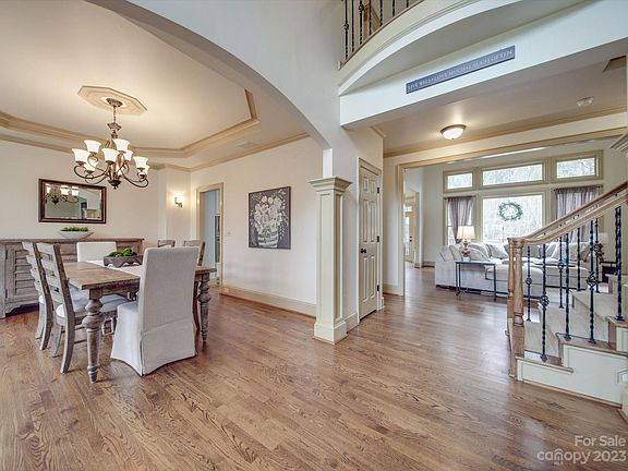 5th image of 7833 Stonehaven Dr