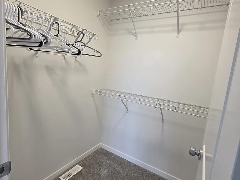 439 Aster Blvd NW — Photo 5