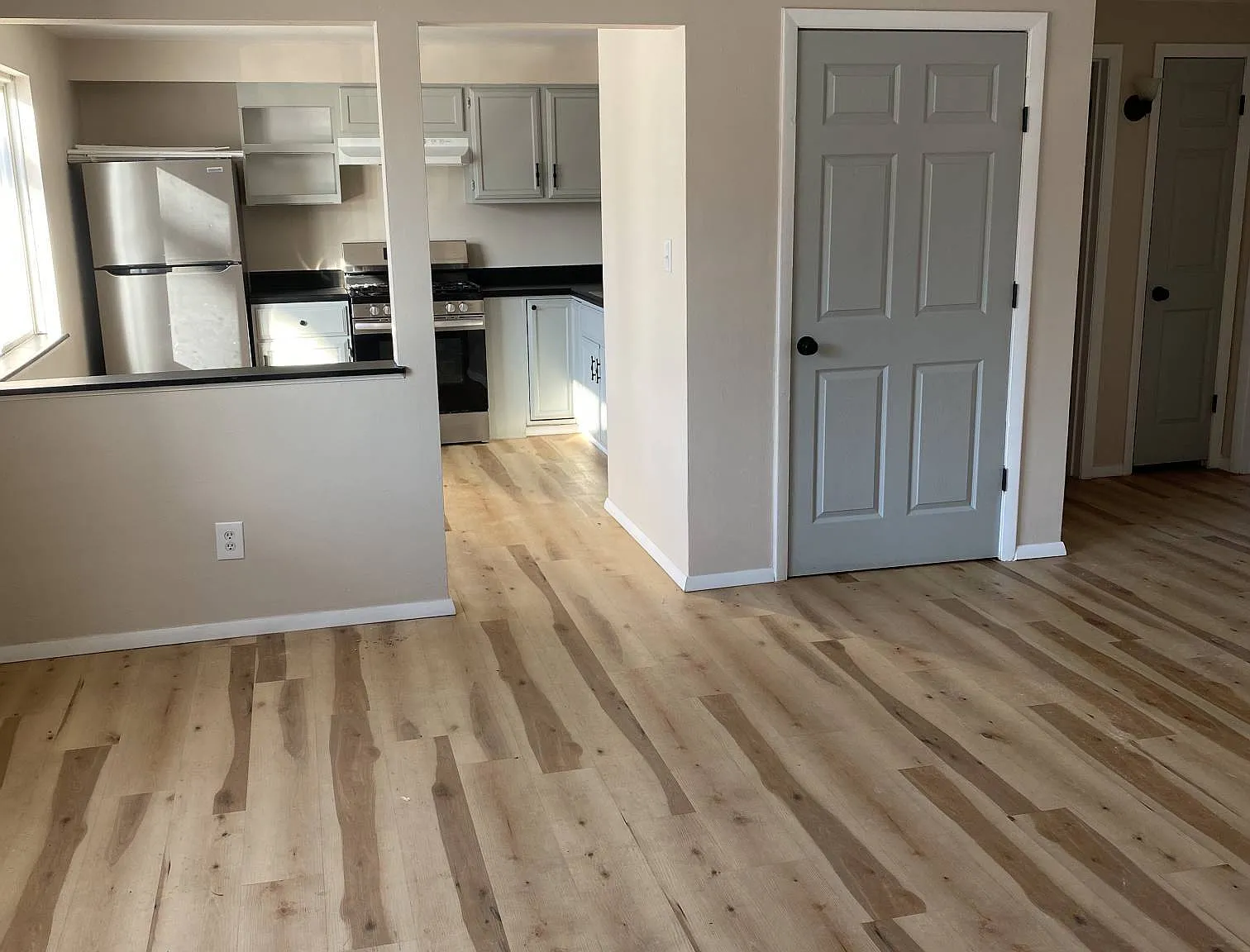 410 S Sterling St. - 3 — Photo 1