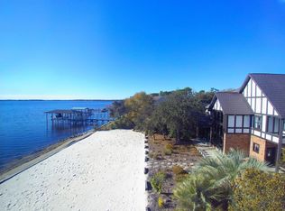 1367 Windward Ln, Niceville, FL 32578