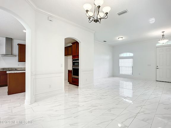 3rd image of 342 ST JAMES Way