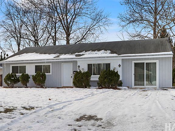 2nd image of 74 Paddock St