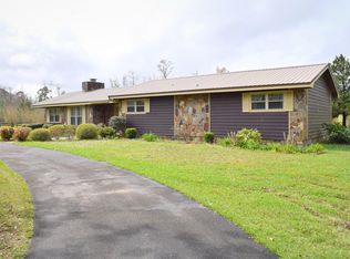 2564 Bonnett Pond Rd, Chipley, FL 32428