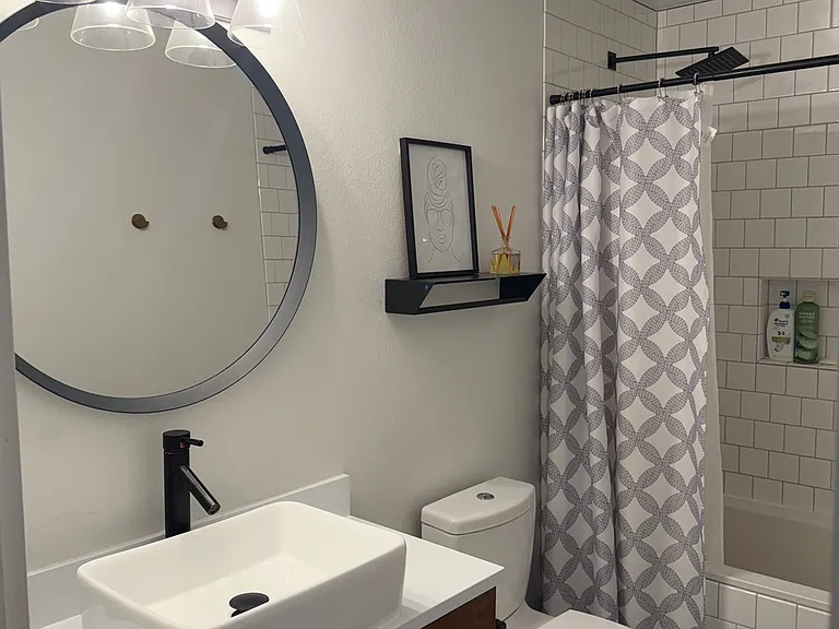 210 Boylston Ave E #205 — Photo 6