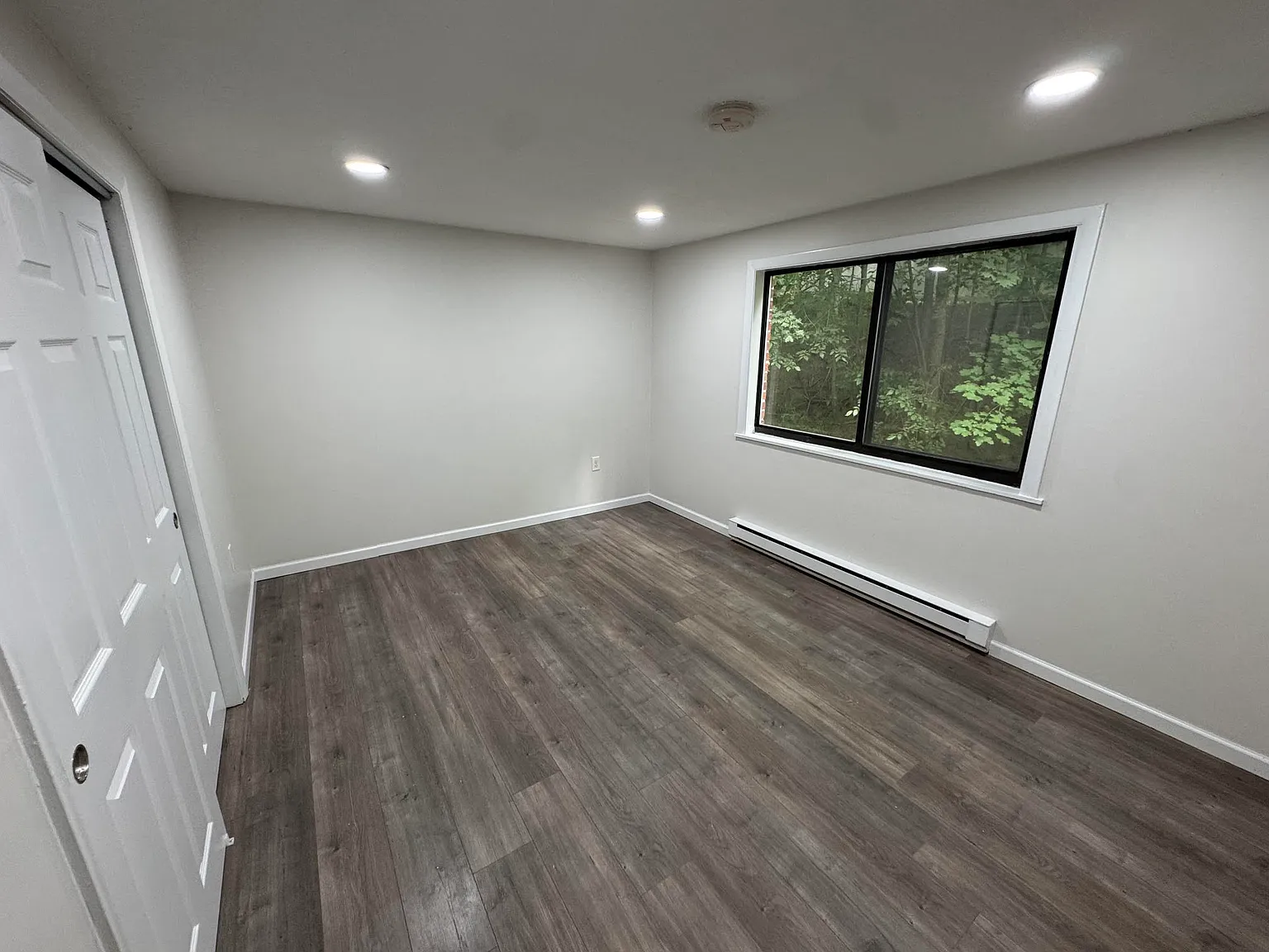2 bed, 736 sqft, $2,199 — Photo 2