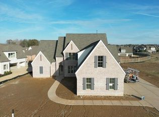 606 Cedar Shadows Cir W, Collierville, TN 38017