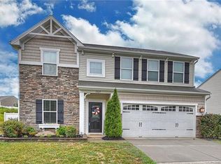 3265 Streamside Dr, Davidson, NC 28036