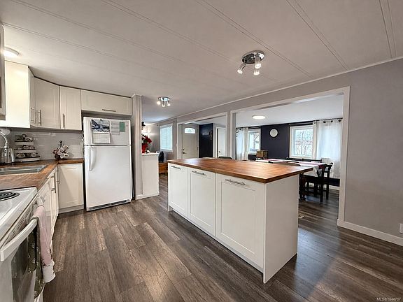 5th image of 2700 Woodburn Rd #41