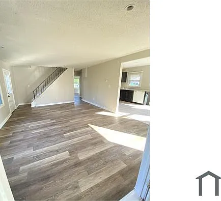 5 bed, $3,850 — Photo 3