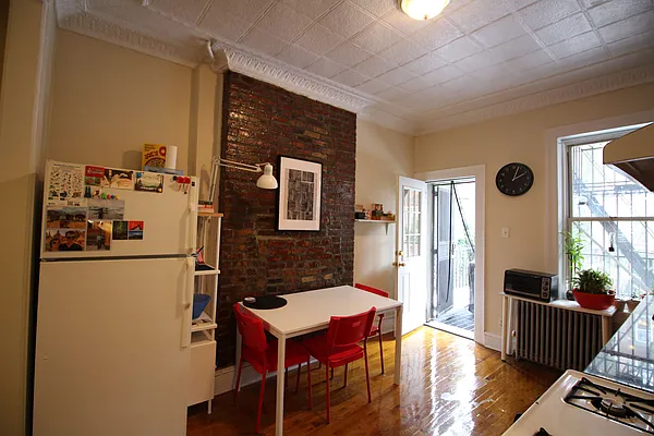 Rented by Brooklyn Real Inc | media 17