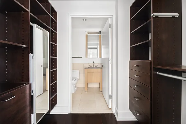 Rented by Compass | media 11