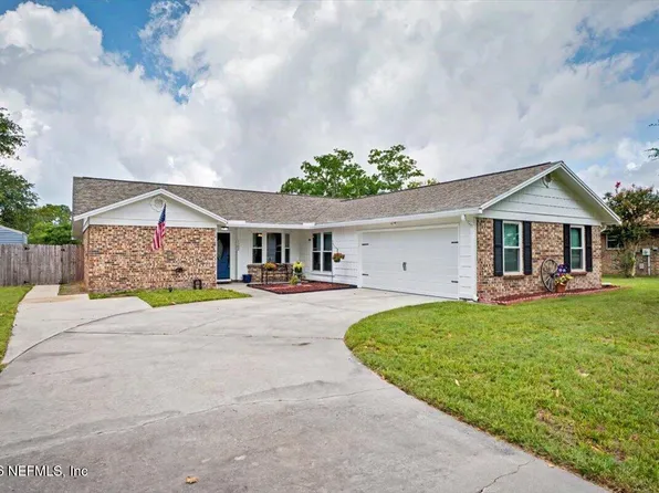 1102 MEADOW Drive, Orange Park, FL 32065
