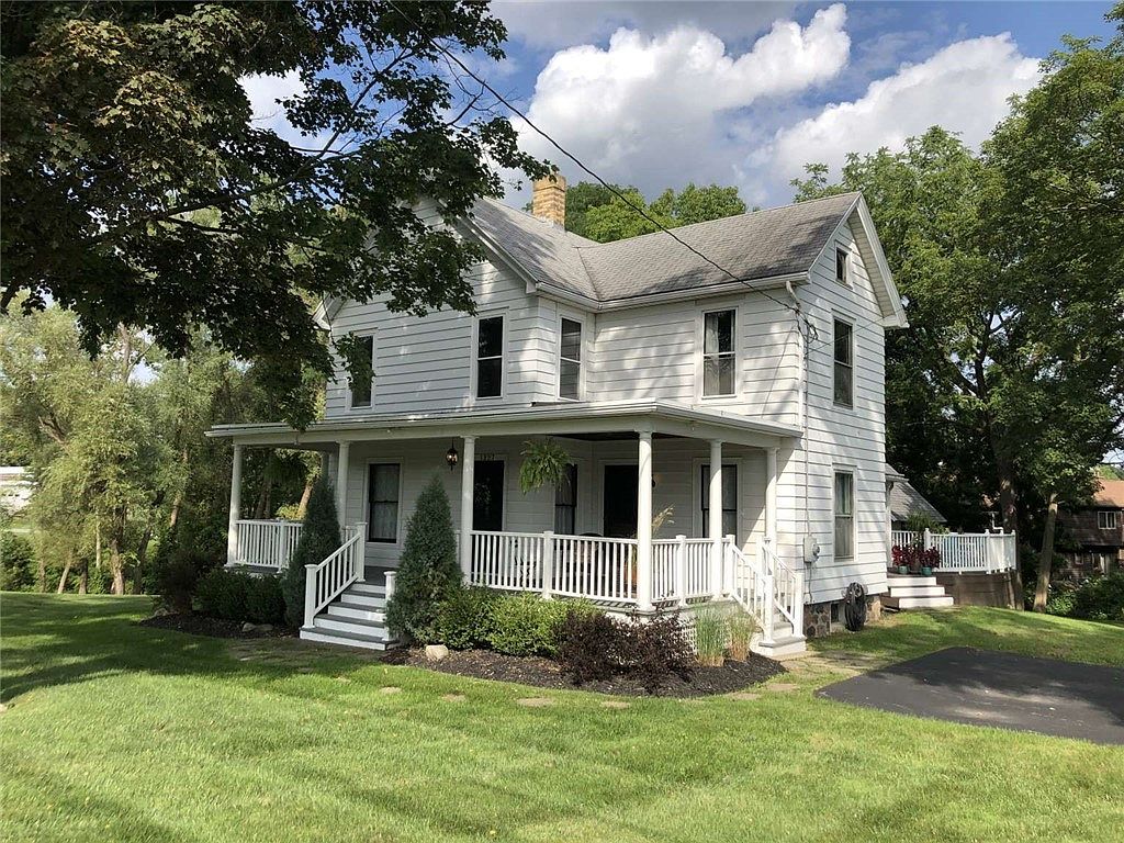 1327 Mertensia Rd, Farmington, NY 14425 | Zillow