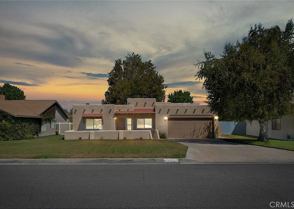 1st image of 18440 Mountain Meadows Dr