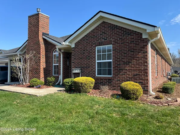 11401 Ridge Lake Dr, Louisville, KY 40272