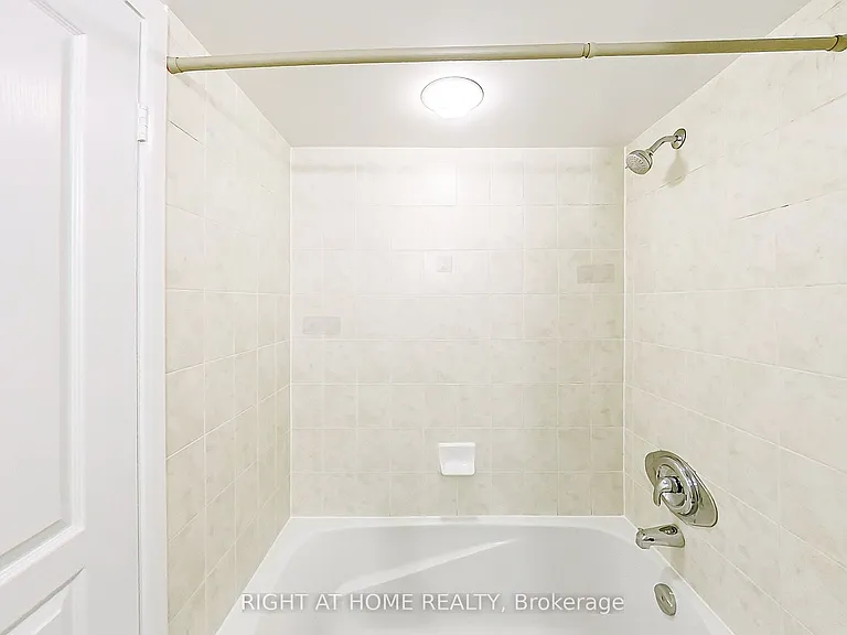 18 Yonge St #1813 — Photo 25