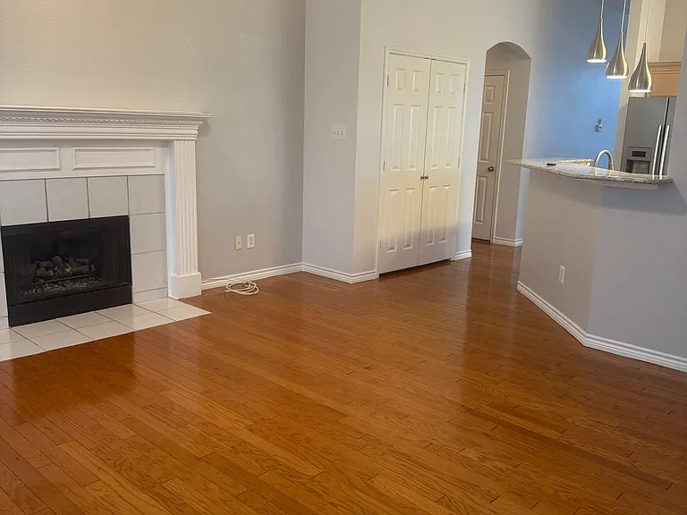4600 Spanishmoss Dr — Photo 6