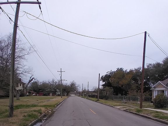 2nd image of 2002-2008 Franklin St