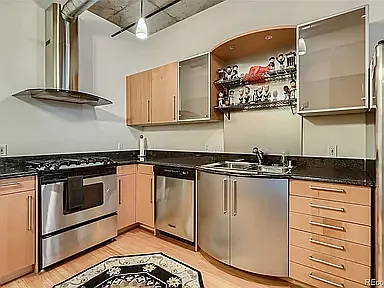 1401 Wewatta St #311 — Photo 6
