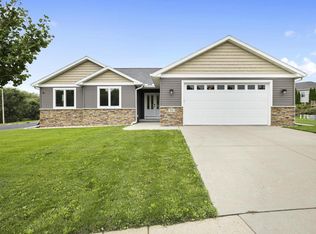 816 Haskell Ct, Stoughton, WI 53589