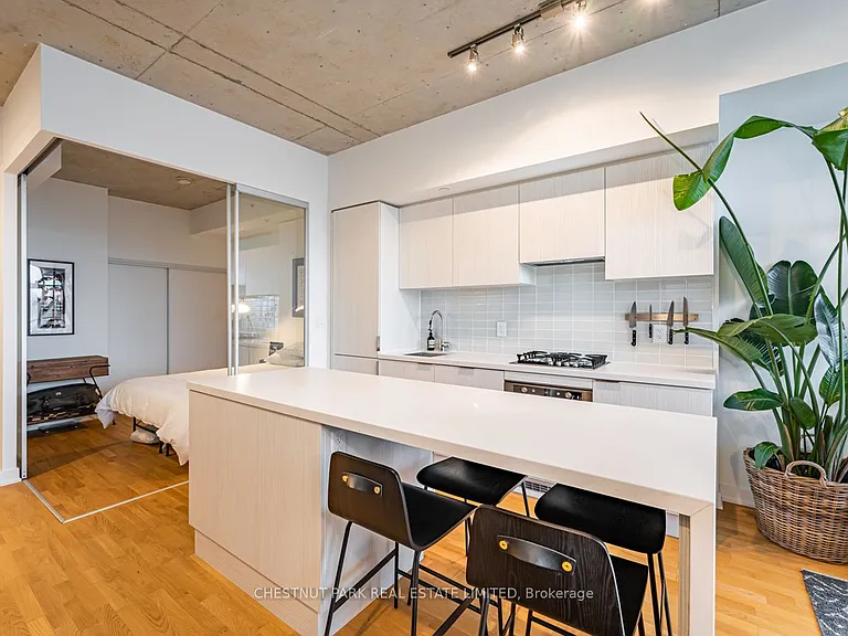 109 Ossington Ave #509 — Photo 7