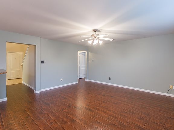 5th image of 9912 Laurel Cherry Dr
