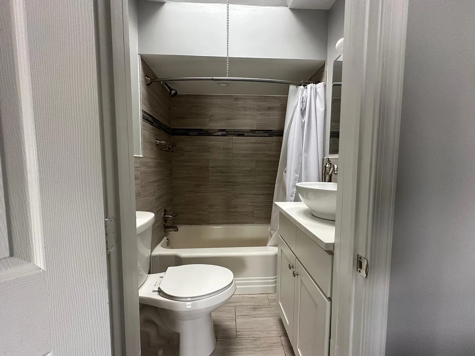 39 S Easton Rd — Photo 3