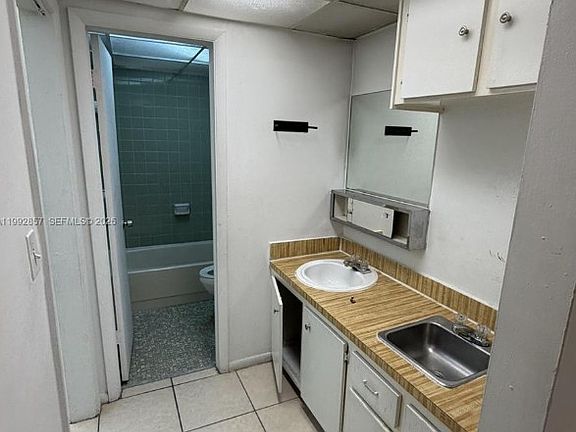 3rd image of 7010 NW 186th St APT 5-121A