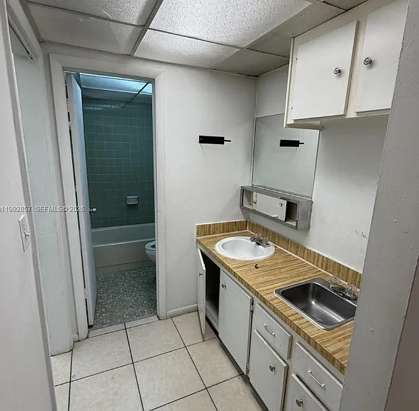7010 NW 186th St #5-121A — Photo 3