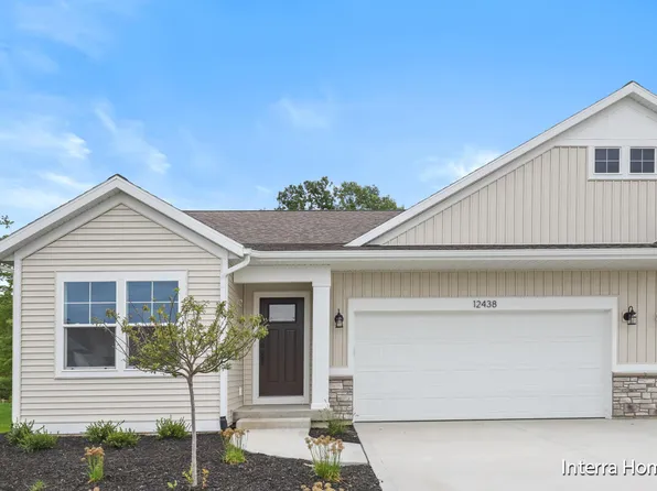 12438 Newbridge Dr #6, Grand Haven, MI 49417