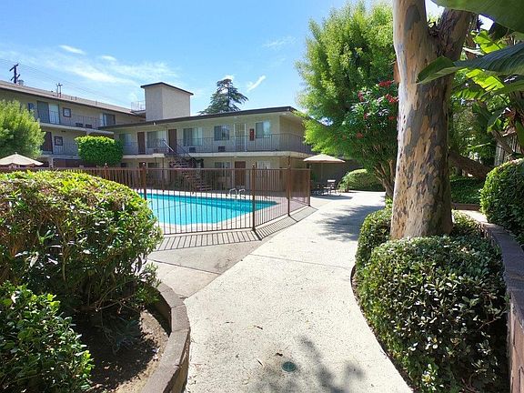 3rd image of 7541 Sepulveda Blvd #43