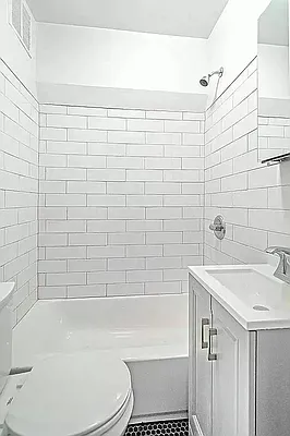 Rented by Owner | media 9