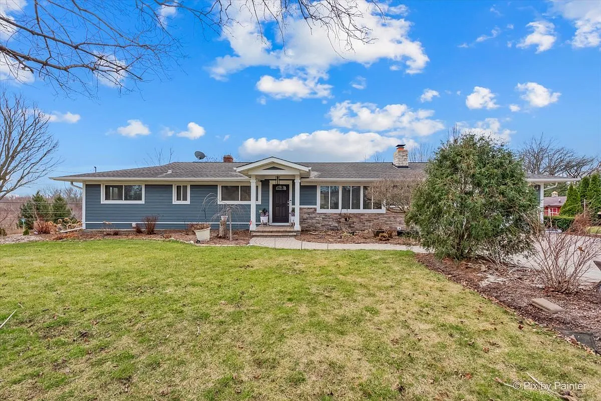 38W271 Stevens Ln photo 1