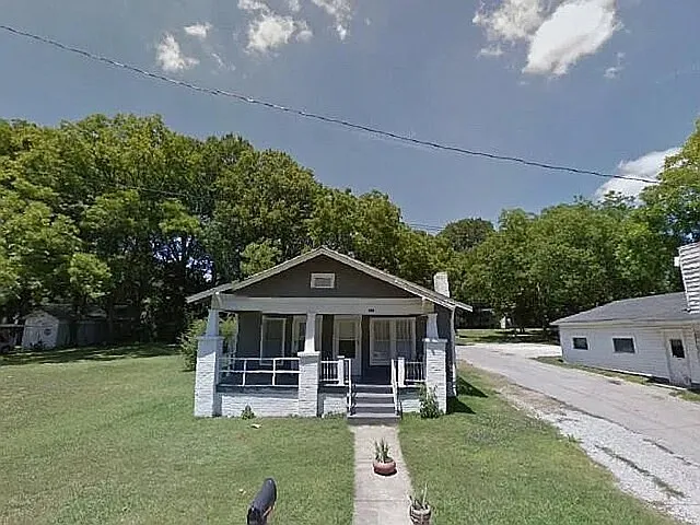 425 Greenwood Ave — Photo 4