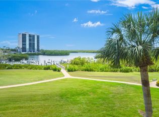 320 Horse Creek DR #306, NAPLES, FL 34110