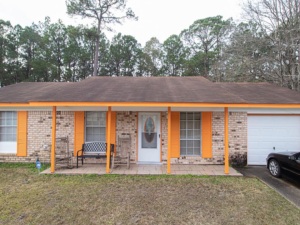 1st image of 2749 Camino Grande St