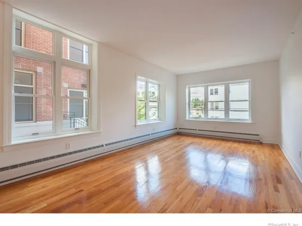 261 Washington Street #1A, New Britain, CT 06051