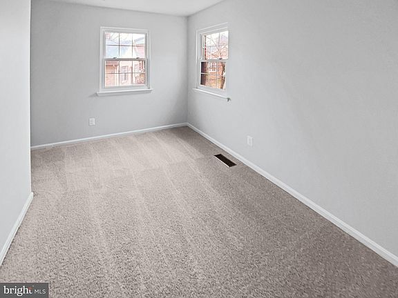 3rd image of 9731 Hagel Cir