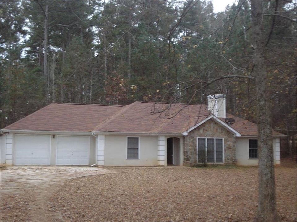 2nd image of 365 Forest Rd