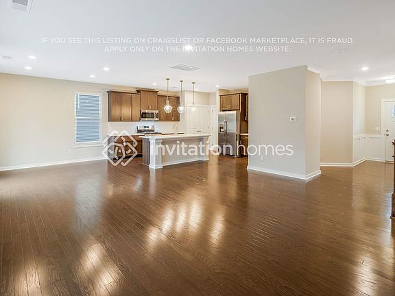 5th image of 6301 Coatbridge Ln