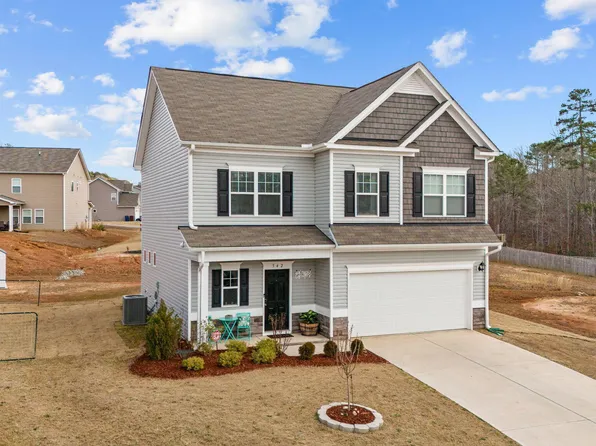 542 Lionheart Ln, Sanford, NC 27330