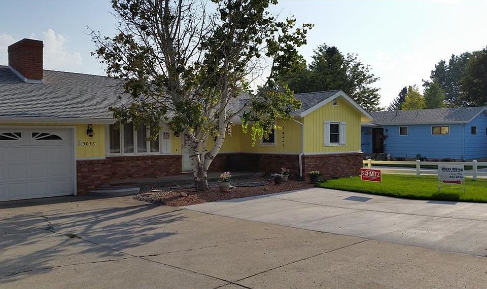 2nd image of 3036 Rimrock Rd
