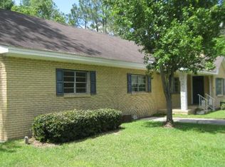 206 N Rushing St, Glennville, GA 30427